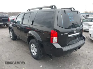 2011 Nissan Pathfinder Silver with VIN 5N1AR1NB1BC631248, listed as a IAAI auction lot 41921956 with 165,360 mi miles. Bid and sale history available at carsss.com. Image 3.