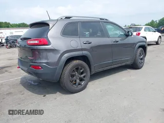 2018 Jeep Cherokee Trailhawk с VIN 1C4PJMBX5JD506253, выставлен на аукционе IAAI как лот 42074040 с пробегом 168 732 миль миль и . История ставок и продаж доступна на DreamBid. Изображение 4.