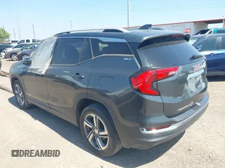 2020 GMC Terrain SLT z VIN 3GKALPEVXLL125009, wystawiony jako IAAI lot #42066906 z przebiegiem Nie podano mil oraz . Historia ofert i sprzedaży dostępna na DreamBid. Obrazek 3.