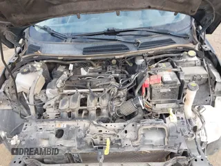 2018 Ford Fiesta SE z VIN 3FADP4BJ0JM139172, wystawiony jako IAAI lot #41212242 z przebiegiem 160 238 mil mil oraz . Historia ofert i sprzedaży dostępna na DreamBid. Obrazek 10.