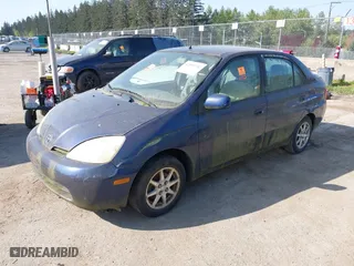 2002 Toyota Prius with VIN JT2BK18U220065752, listed as a IAAI auction lot 42099742 with 153,371 mi miles. Bid and sale history available at carsss.com. Image 2.