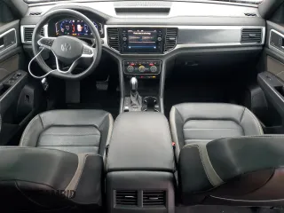 2021 Volkswagen Atlas SEL Premium with VIN 1V2TE2CA4MC227483, listed as a Copart auction lot 80266004 with 45,614 mi miles and Salvage title. Bid and sale history available at DreamBid. Image 8.