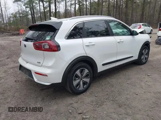 2018 Kia Niro LX with VIN KNDCB3LC5J5204859, listed as a IAAI auction lot 41800970 with 131,040 mi miles. Bid and sale history available at carsss.com. Image 4.