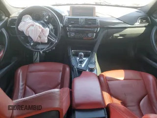 2018 BMW M3 z VIN WBS8M9C54J5J77957, wystawiony jako Copart lot #56768985 z przebiegiem 85 128 mil mil oraz Szkoda całkowita • Salvage title. Historia ofert i sprzedaży dostępna na DreamBid. Obrazek 8.