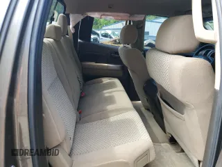 2010 Toyota Tundra z VIN 5TFUW5F19AX137573, wystawiony jako Copart lot #54045955 z przebiegiem 236 068 mil mil oraz Szkoda całkowita • Salvage title. Historia ofert i sprzedaży dostępna na DreamBid. Obrazek 10.