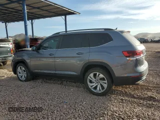 2022 Volkswagen Atlas SE with VIN 1V2JR2CA5NC515557, listed as a Copart auction lot 45356975 with 10,442 mi miles and Clean title. Bid and sale history available at DreamBid. Image 2.