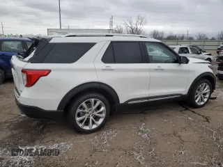 2023 Ford Explorer Platinum with VIN 1FM5K8HC4PGB82389, listed as a Copart auction lot 87203834 with 3,831 mi miles and Salvage title. Bid and sale history available at DreamBid. Image 3.