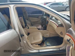 2001 Mercedes-Benz S 320/430/500 with VIN WDBNG70J31A161620, listed as a IAAI auction lot 41530784 with 134,673 mi miles and . Bid and sale history available at carsss.com. Image 5.