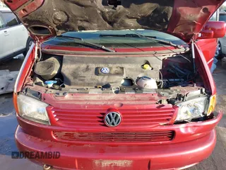 2003 Volkswagen EuroVan с VIN WV2KB47083H013778, выставлен на аукционе IAAI как лот 41537793 с пробегом 127 315 миль миль и . История ставок и продаж доступна на DreamBid. Изображение 10.