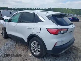 2020 Ford Escape SE with VIN 1FMCU0G61LUC46897, listed as a IAAI auction lot 42090743 with Not Provided miles and . Bid and sale history available at carsss.com. Image 3.