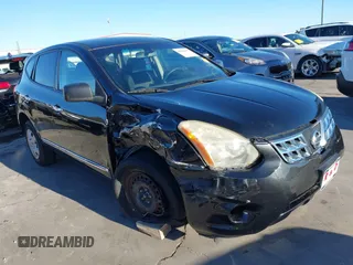 2011 Nissan Rogue SV z VIN JN8AS5MT8BW563091, wystawiony jako IAAI lot #40864086 z przebiegiem 93 669 mil mil oraz . Historia ofert i sprzedaży dostępna na DreamBid. Obrazek 6.