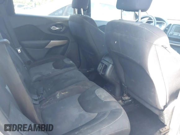 2018 Jeep Cherokee Latitude with VIN 1C4PJLCB4JD612058, listed as a IAAI auction lot 42176036 with 162,153 mi miles and . Bid and sale history available at DreamBid. Image 8.