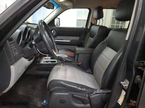 2010 Dodge Nitro SXT with VIN 1D4PU5GK5AW125178, listed as a Copart auction lot 43901405 with 118,909 mi miles and Clean Title. Bid and sale history available at carsss.com. Image 7.