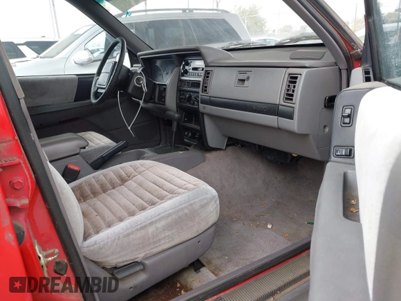 1995 Jeep Grand Cherokee Laredo с VIN 1J4FX58S7SC662775, выставлен на аукционе IAAI как лот 42750392 с пробегом 251 795 миль миль и . История ставок и продаж доступна на DreamBid. Изображение 5.