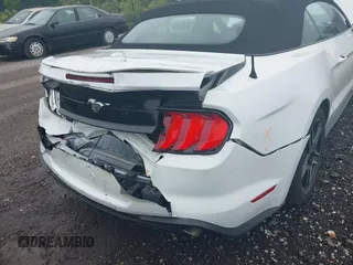 2022 Ford Mustang EcoBoost z VIN 1FATP8UH3N5104988, wystawiony jako IAAI lot #42320593 z przebiegiem 51 101 mil mil oraz . Historia ofert i sprzedaży dostępna na DreamBid. Obrazek 18.