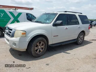 2008 Ford Expedition SSV с VIN 1FMFU15528LA43415, выставлен на аукционе IAAI как лот 42372235 с пробегом 281 819 миль миль и . История ставок и продаж доступна на DreamBid. Изображение 2.