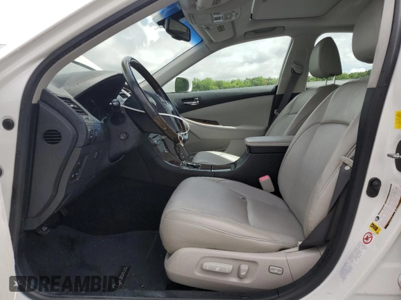 2010 Lexus ES 330 z VIN JTHBK1EG2A2399996, wystawiony jako Copart lot #57297145 z przebiegiem 81 929 mil mil oraz Szkoda całkowita • Salvage title. Historia ofert i sprzedaży dostępna na DreamBid. Obrazek 7.