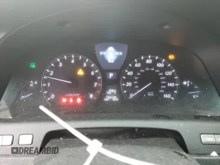 2011 Lexus LS 460 z VIN JTHBL5EFXB5105854, wystawiony jako Copart lot #44451525 z przebiegiem 166 136 mil mil oraz Szkody całkowita. Historia ofert i sprzedaży dostępna na DreamBid. Obrazek 9.