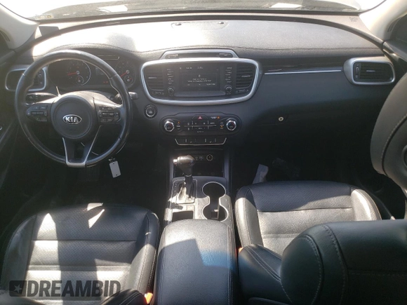 2017 Kia Sorento LX with VIN 5XYPGDA3XHG277867, listed as a Copart auction lot 46898375 with 94,210 mi miles and Salvage Title. Bid and sale history available at DreamBid. Image 8.