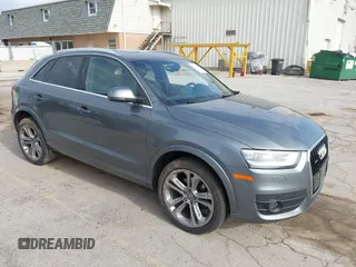 2015 Audi Q3 Prestige z VIN WA1GFCFS9FR007776, wystawiony jako IAAI lot #42126928 z przebiegiem 110 981 mil mil oraz . Historia ofert i sprzedaży dostępna na DreamBid. Obrazek 1.