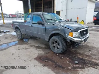 2005 Ford Ranger XL with VIN 1FTZR15E45PA00430, listed as a IAAI auction lot 41309788 with 249,848 mi miles. Bid and sale history available at carsss.com. Image 1.