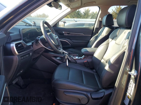 2024 Kia Telluride LX with VIN 5XYP24GC0RG553481, listed as a Copart auction lot 83525194 with 3,934 mi miles and Salvage title. Bid and sale history available at DreamBid. Image 7.