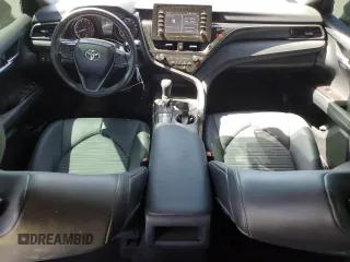 2022 Toyota Camry SE z VIN 4T1G11AK3NU657890, wystawiony jako Copart lot #49311565 z przebiegiem 61 017 mil mil oraz Szkoda całkowita • Salvage title. Historia ofert i sprzedaży dostępna na DreamBid. Obrazek 8.