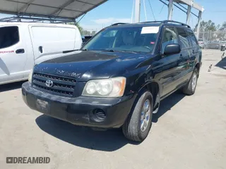 2002 Toyota Highlander with VIN JTEGF21A020031795, listed as a IAAI auction lot 41866834 with 184,789 mi miles. Bid and sale history available at carsss.com. Image 2.
