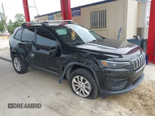 2020 Jeep Cherokee Latitude с VIN 1C4PJMCB3LD541041, выставлен на аукционе IAAI как лот 42628449 с пробегом 56 090 миль миль и . История ставок и продаж доступна на DreamBid. Изображение 1.