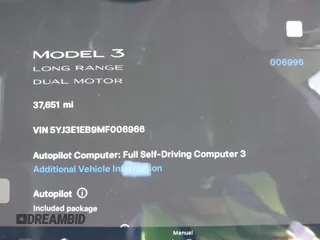 2021 Tesla Model 3 Long Range z VIN 5YJ3E1EB9MF006966, wystawiony jako IAAI lot #41976745 z przebiegiem 37 651 mil mil oraz . Historia ofert i sprzedaży dostępna na DreamBid. Obrazek 7.