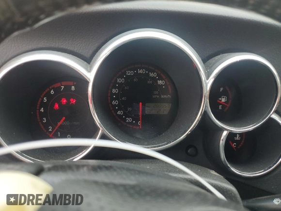2007 Toyota Matrix STD z VIN 2T1KR32E97C638160, wystawiony jako Copart lot #54834185 z przebiegiem 280 957 mil mil oraz Szkoda całkowita • Salvage title. Historia ofert i sprzedaży dostępna na DreamBid. Obrazek 9.