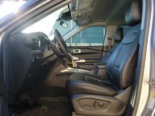 2024 Ford Explorer XLT with VIN 1FMSK7DH9RGA53632, listed as a Copart auction lot 45602795 with 3,363 mi miles and Salvage Title. Bid and sale history available at carsss.com. Image 7.