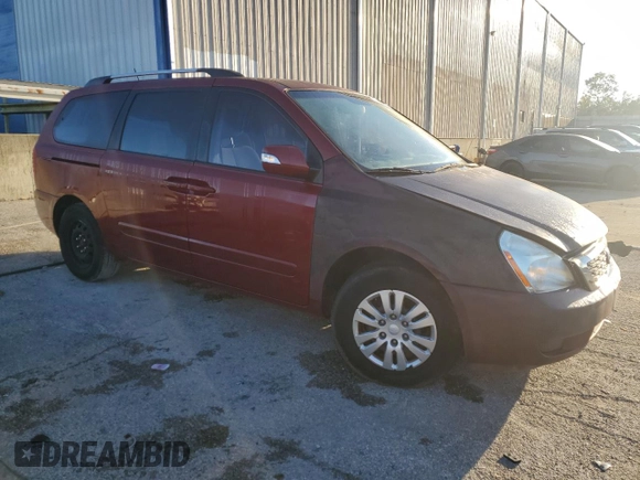 2011 Kia Sedona LX with VIN KNDMG4C78B6410543, listed as a Copart auction lot 73153064 with 149,751 mi miles and Non Repairable. Bid and sale history available at carsss.com. Image 4.