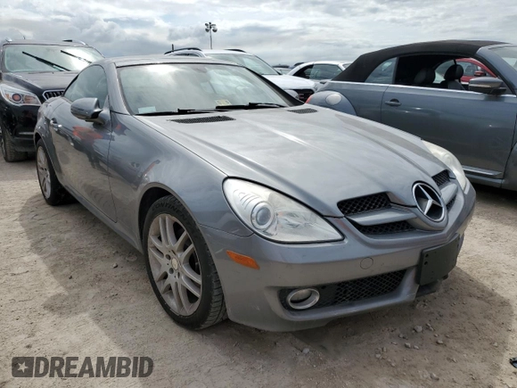 2009 Mercedes-Benz SLK-Class 3.0L with VIN WDBWK54FX9F190043, listed as a Copart auction lot 73045024 with 0 mi miles and Non Repairable. Bid and sale history available at carsss.com. Image 4.