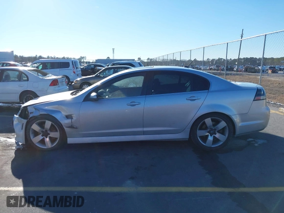 2009 Pontiac G8 GT with VIN 6G2EC57Y89L199534, listed as a IAAI auction lot 41405794 with 238,197 mi miles. Bid and sale history available at carsss.com. Image 14.