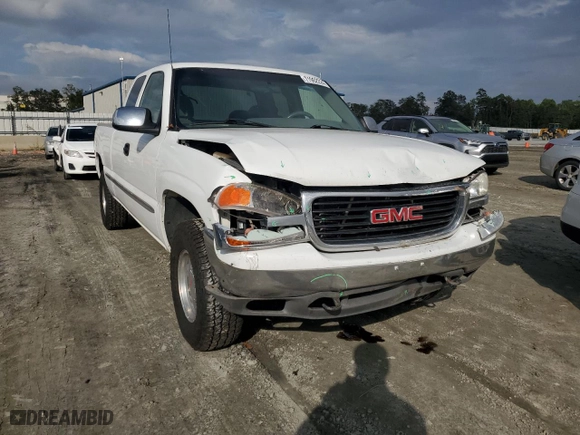 2000 GMC New Sierra 1500 SLE with VIN 1GTEK19T3YE430963, listed as a Copart auction lot 71962224 with NaN miles and Salvage Title. Bid and sale history available at carsss.com. Image 4.