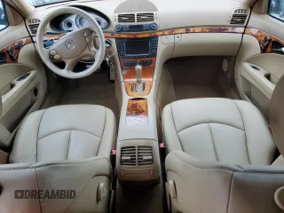 2008 Mercedes-Benz E 350 Luxury z VIN WDBUF87X48B310412, wystawiony jako Copart lot #58168015 z przebiegiem 147 515 mil mil oraz Szkoda całkowita • Salvage title. Historia ofert i sprzedaży dostępna na DreamBid. Obrazek 8.