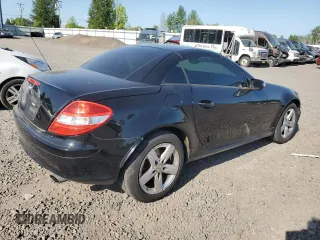 2006 Mercedes-Benz SLK-Class 3.0L with VIN WDBWK54F66F114895, listed as a Copart auction lot 55417885 with 128,984 mi miles and Salvage Title. Bid and sale history available at carsss.com. Image 3.