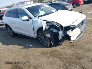2018 Mazda CX-9 Grand Touring with VIN JM3TCBDYXJ0208654, listed as a IAAI auction lot 41410805 with 117,761 mi miles and . Bid and sale history available at DreamBid. Image 1.