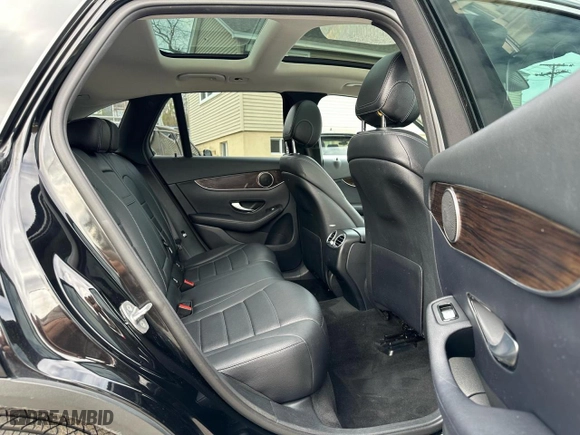 2018 Mercedes-Benz GLC with VIN WDC0G4KB0JF326617, listed as a Copart auction lot 52226295 with 152,234 mi miles and Clean Title. Bid and sale history available at carsss.com. Image 5.