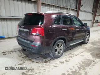 2012 Kia Sorento EX z VIN 5XYKU4A64CG219646, wystawiony jako Copart lot #59171315 z przebiegiem 185 806 mil mil oraz Czysty tytuł • Clean title. Historia ofert i sprzedaży dostępna na DreamBid. Obrazek 3.