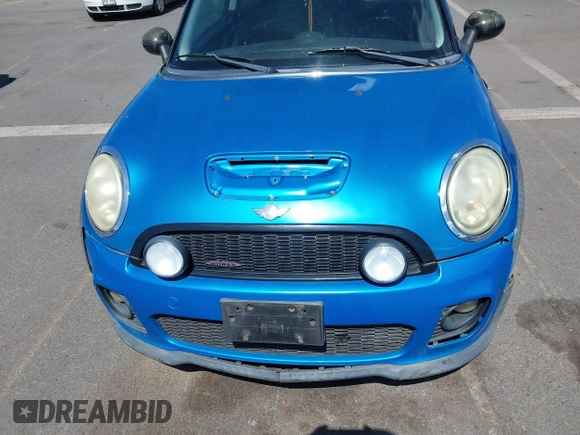 2008 MINI Hardtop S with VIN WMWMF73518TT86953, listed as a IAAI auction lot 42239292 with 107,513 mi miles and . Bid and sale history available at DreamBid. Image 6.