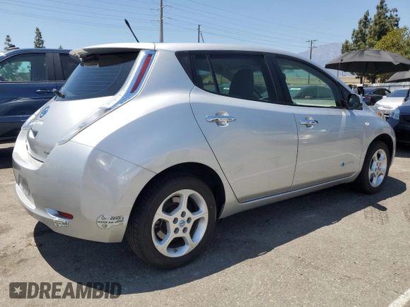 2011 Nissan LEAF SL-e z VIN JN1AZ0CP1BT002136, wystawiony jako Copart lot #57594155 z przebiegiem 54 471 mil mil oraz Czysty tytuł • Clean title. Historia ofert i sprzedaży dostępna na DreamBid. Obrazek 3.