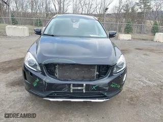 2014 Volvo XC60 3.0L R-Design Premier Plus with VIN YV4902DZ0E2544230, listed as a IAAI auction lot 41824546 with 33,628 mi miles. Bid and sale history available at carsss.com. Image 12.