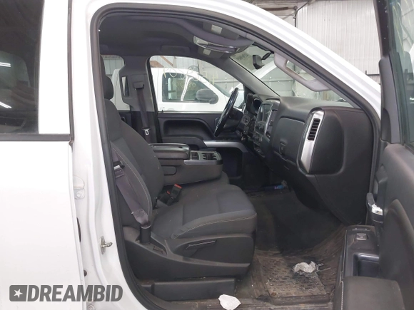 2015 Chevrolet Silverado 1500 LT with VIN 1GCVKREC5FZ175730, listed as a IAAI auction lot 41569809 with 200,755 mi miles. Bid and sale history available at carsss.com. Image 5.