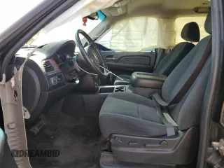 2008 Chevrolet Suburban LTZ with VIN 1GNFC16068R200118, listed as a Copart auction lot 66506065 with 134,204 mi miles and Salvage title. Bid and sale history available at DreamBid. Image 7.