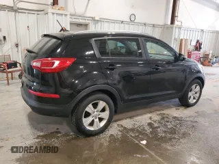 2012 Kia Sportage LX z VIN KNDPB3A24C7179584, wystawiony jako Copart lot #60938465 z przebiegiem 161 362 mil mil oraz Czysty tytuł • Clean title. Historia ofert i sprzedaży dostępna na DreamBid. Obrazek 3.