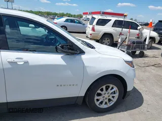 2020 Chevrolet Equinox LT z VIN 2GNAXJEV1L6123142, wystawiony jako IAAI lot #42005852 z przebiegiem 87 169 mil mil oraz . Historia ofert i sprzedaży dostępna na DreamBid. Obrazek 16.