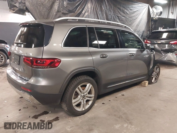 2021 Mercedes-Benz GLB 250 z VIN W1N4M4HB9MW101276, wystawiony jako IAAI lot #41010447 z przebiegiem 66 897 mil mil oraz . Historia ofert i sprzedaży dostępna na DreamBid. Obrazek 4.