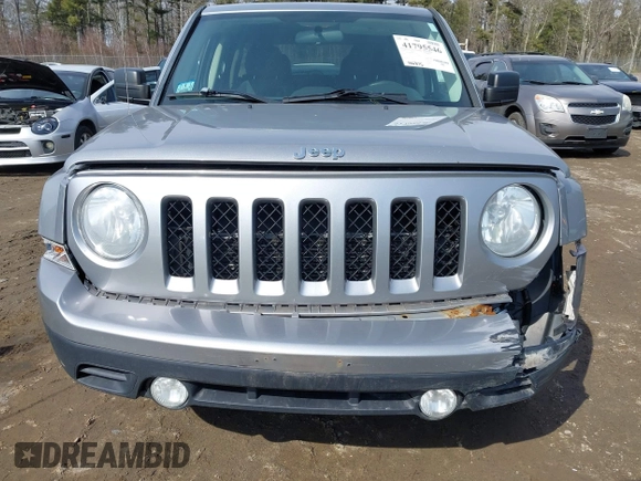 2014 Jeep Patriot Sport z VIN 1C4NJRBB5ED815798, wystawiony jako IAAI lot #41795546 z przebiegiem 106 875 mil mil oraz . Historia ofert i sprzedaży dostępna na DreamBid. Obrazek 12.